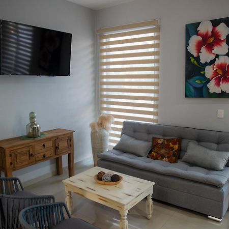 2Br/2Ba Condo 1 Block To Ocean! - Unit 3 Mazatlán Esterno foto