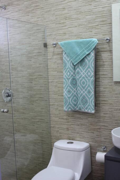 2Br/2Ba Condo 1 Block To Ocean! - Unit 3 Mazatlán Esterno foto