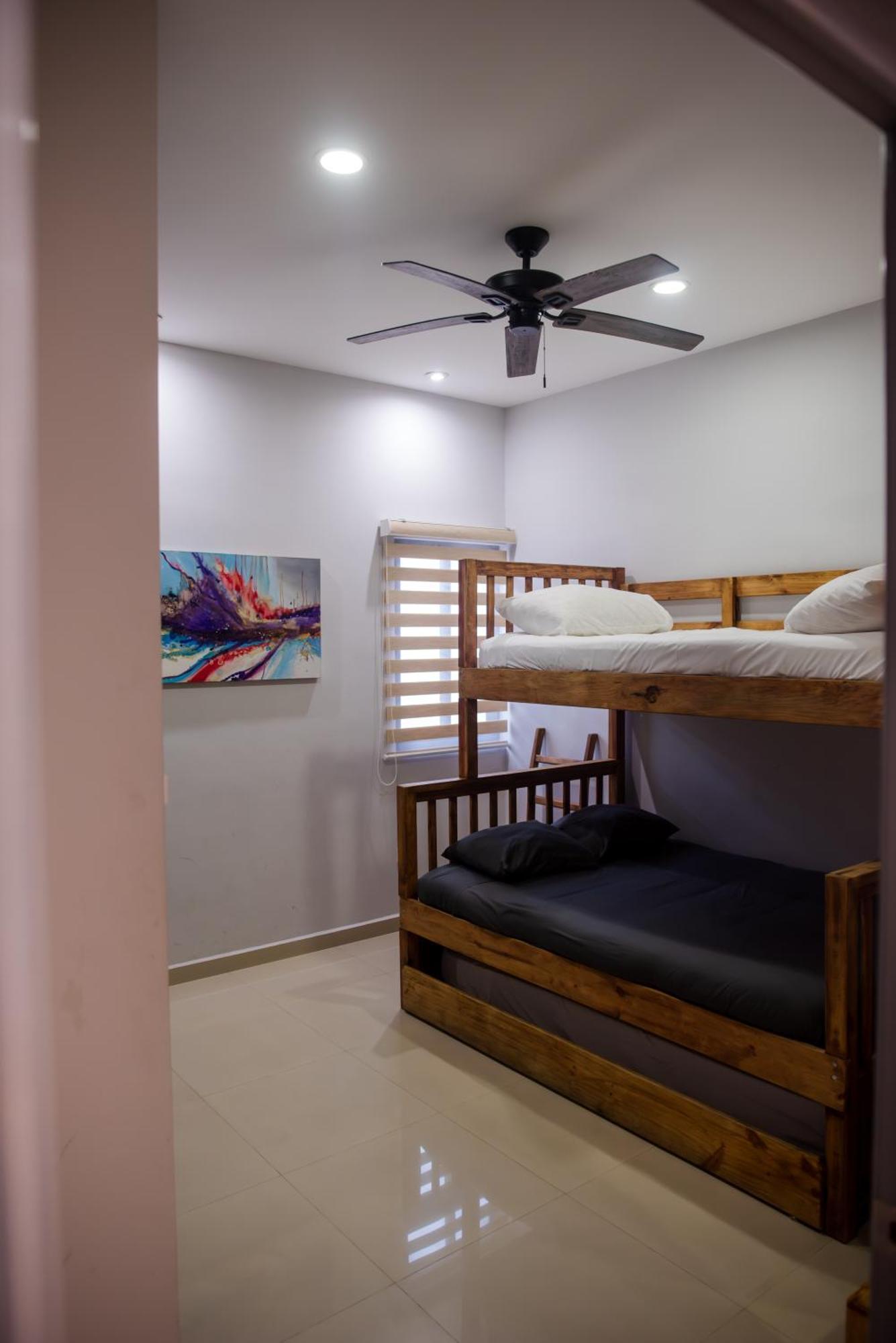2Br/2Ba Condo 1 Block To Ocean! - Unit 3 Mazatlán Esterno foto